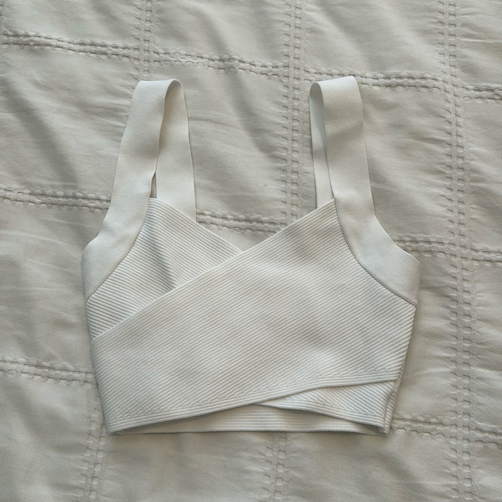 Aritzia Babaton Sculpt Knit Greek Tank Size S